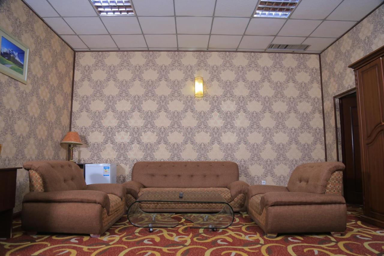 Dangara Hotel Kokand Ngoại thất bức ảnh