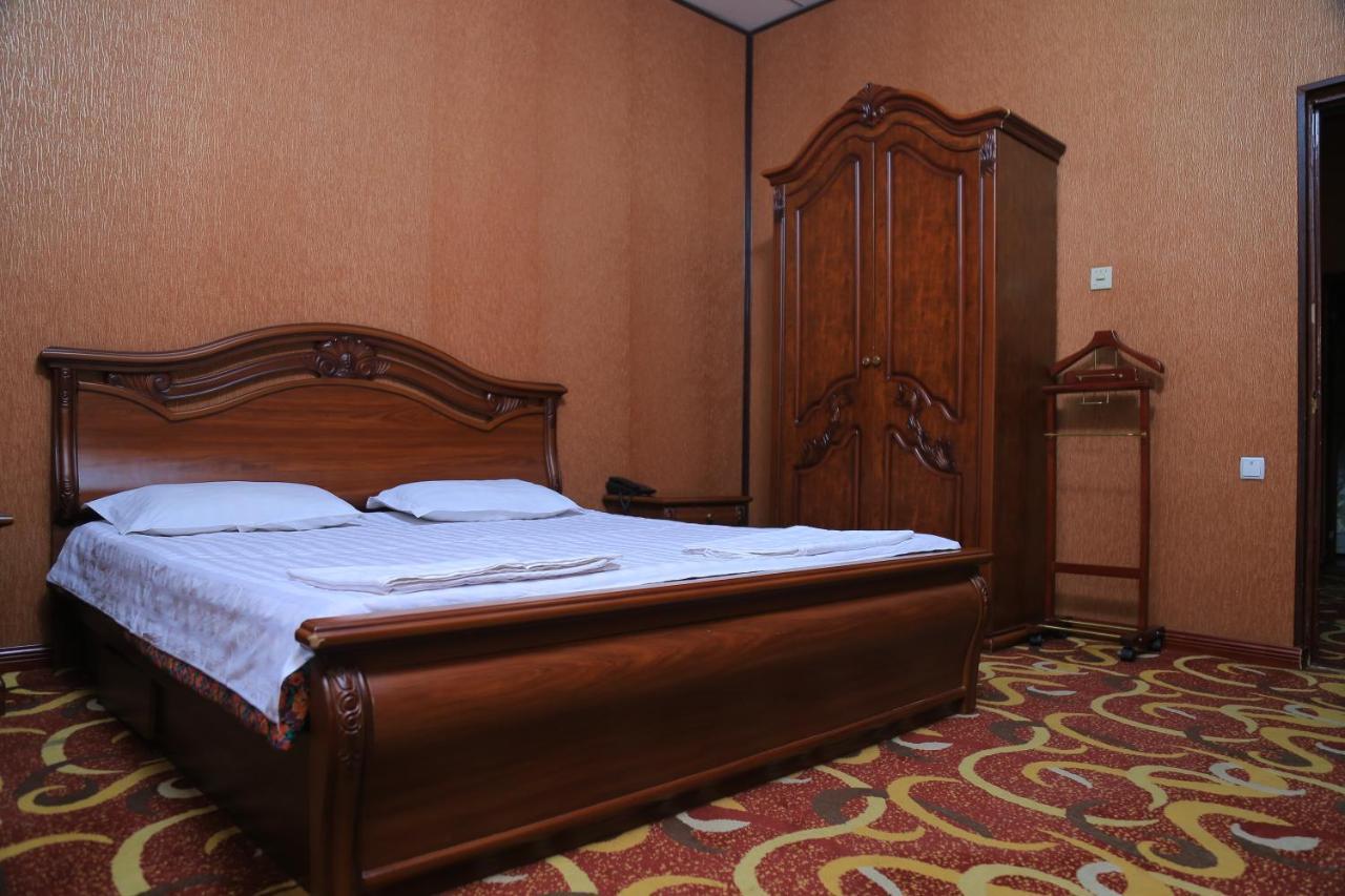 Dangara Hotel Kokand Ngoại thất bức ảnh