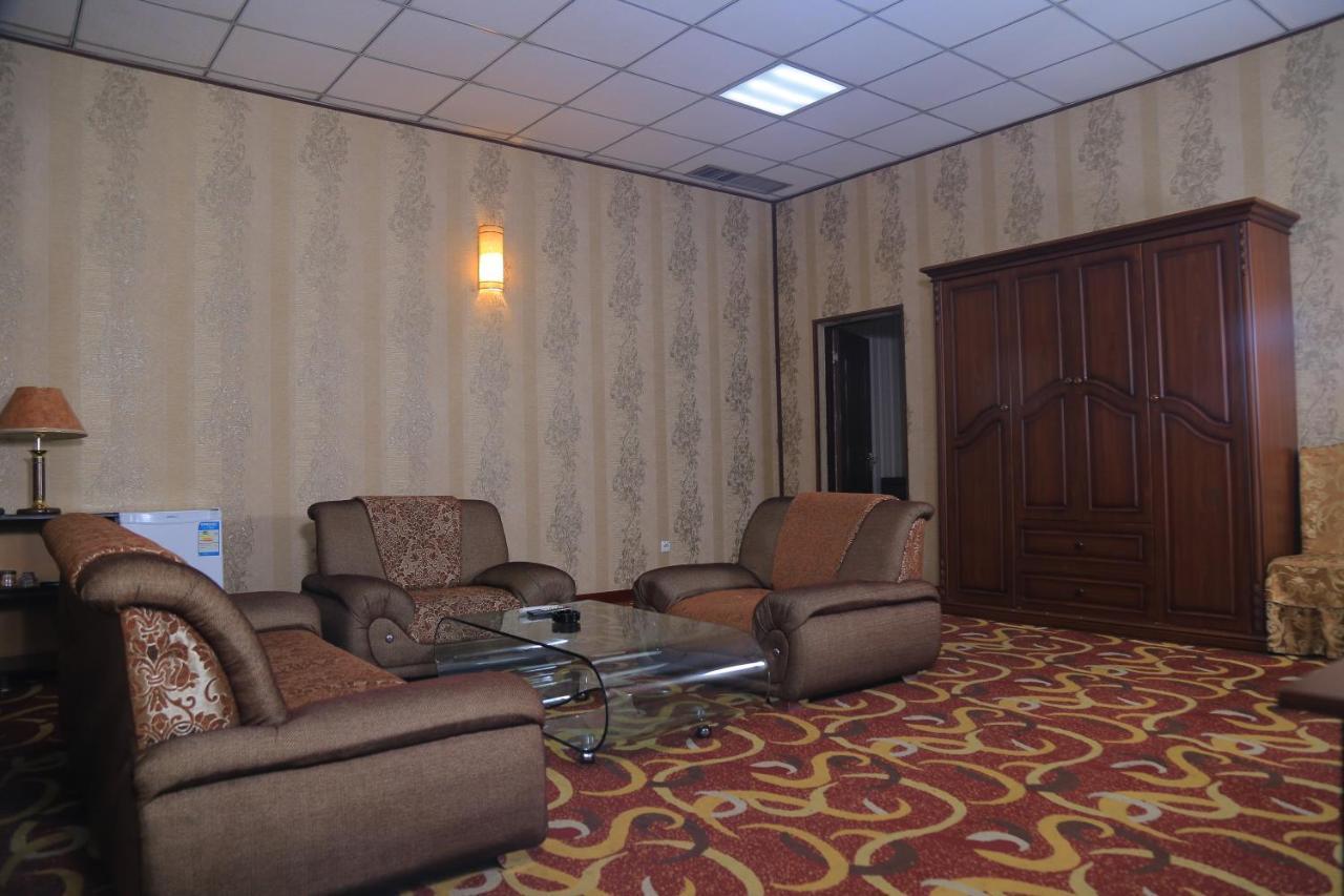 Dangara Hotel Kokand Ngoại thất bức ảnh